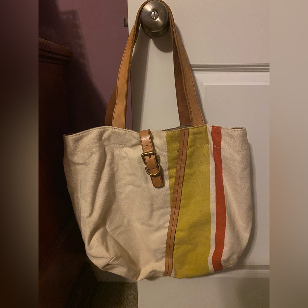 Fossil Handbag Tote Shopper Purse Bag Canvas with leather straps.